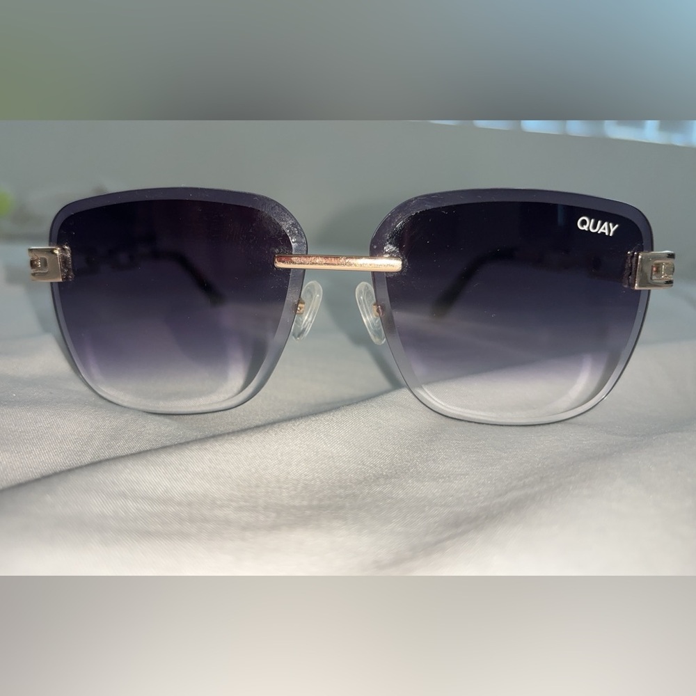 Quay women glasses
